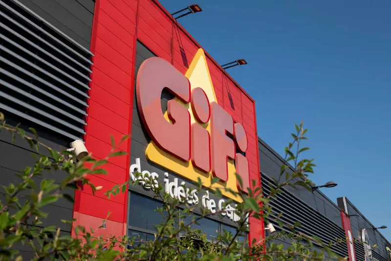 Gifi : le gérant d’un magasin a poignardé un voleur