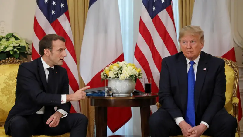 Trump se moque de Macron et affirme que son épouse Brigitte le traite mal (vidéo)