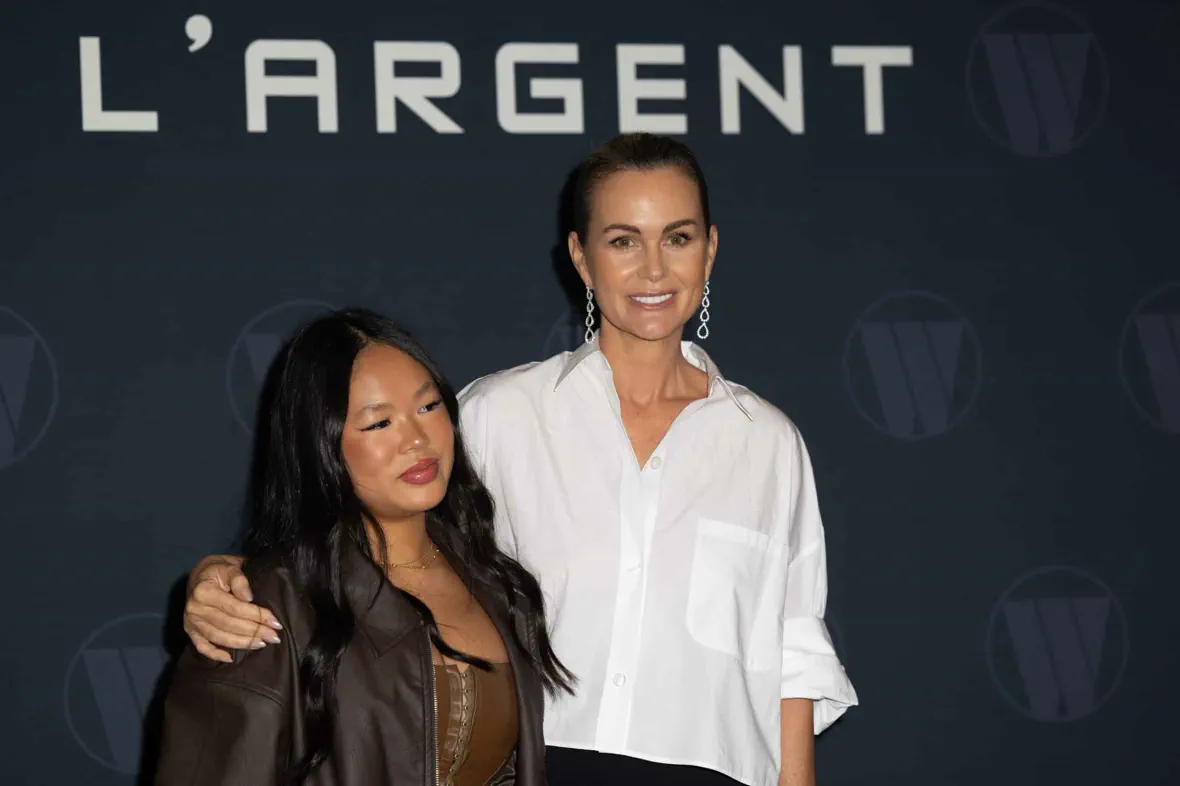 Joy Hallyday en studio d'enregistrement