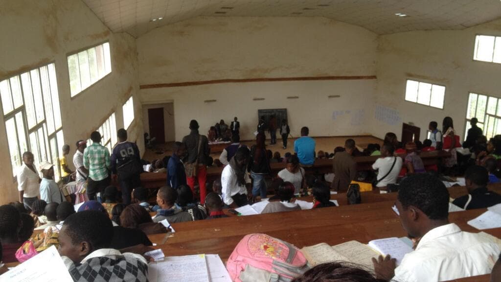 Cameroun : suspension des visas étudiants par le Royaume‑Uni à compter du 26 mars 2026