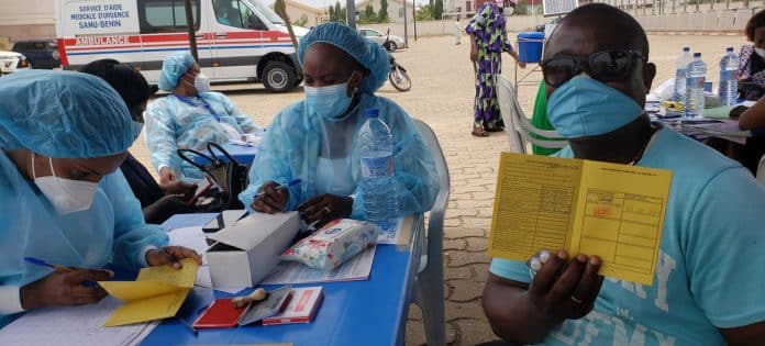 BÃ©nin: la vaccination contre la Covid-19 obligatoire pour tout le personnel du PAC