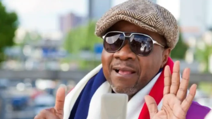 Le chanteur congolais Jules Shungu Wembadio Pene Kikumba alias Papa Wemba,