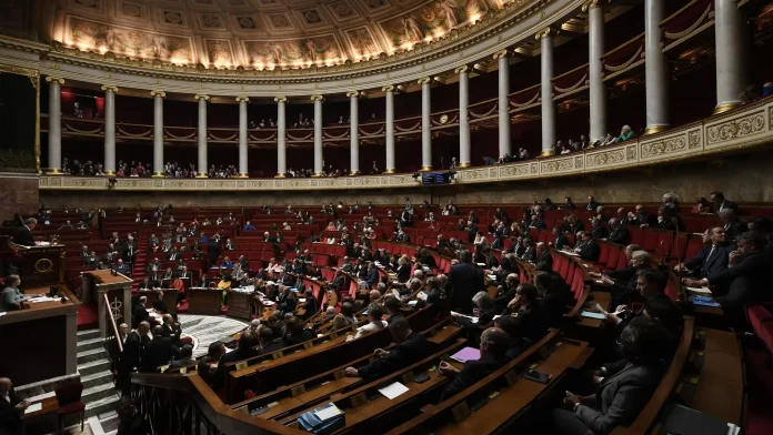 L'HÃ©micycle de l'AssemblÃ©e nationale francaise @(PHILIPPE LOPEZ _ AFP)