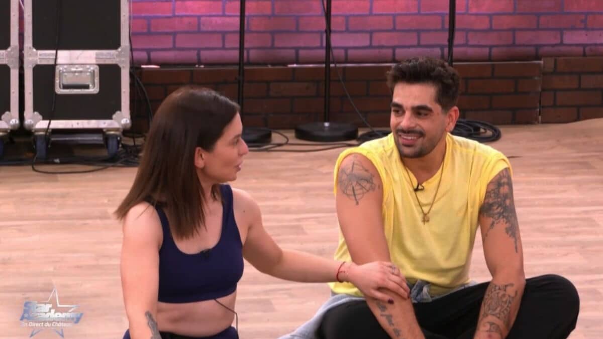 Christophe Licata recadre Lucie Bernardoni devant Ambre, Victor et Léa