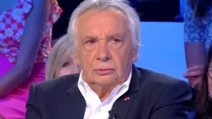 Pour réaliser cela, j’ai besoin du nom de la célébrité concernée (et, si possible, du contexte de la phrase). Peux-tu fournir ces éléments ?