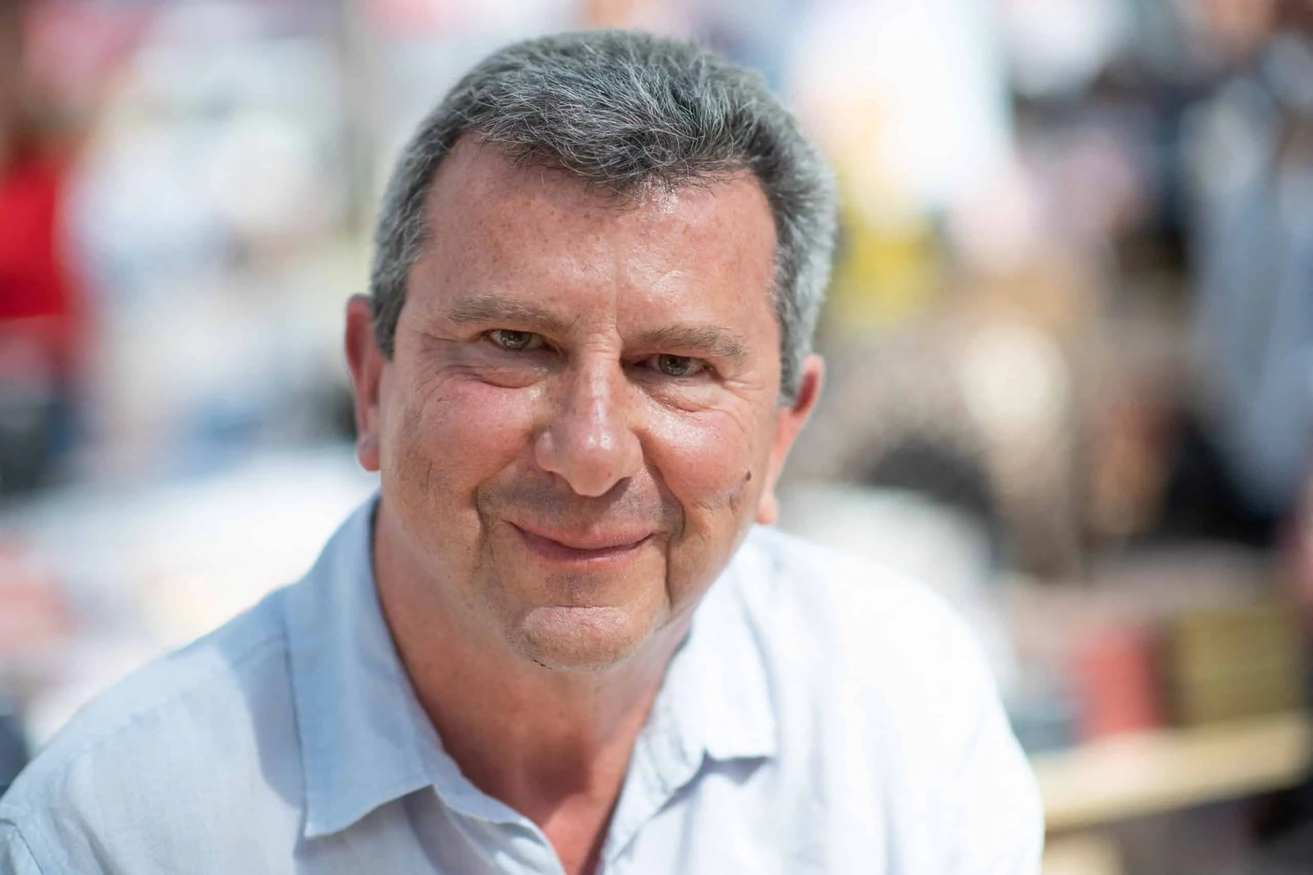 Pascal Bataille, 66 ans, annonce l’arrivée d’un bébé