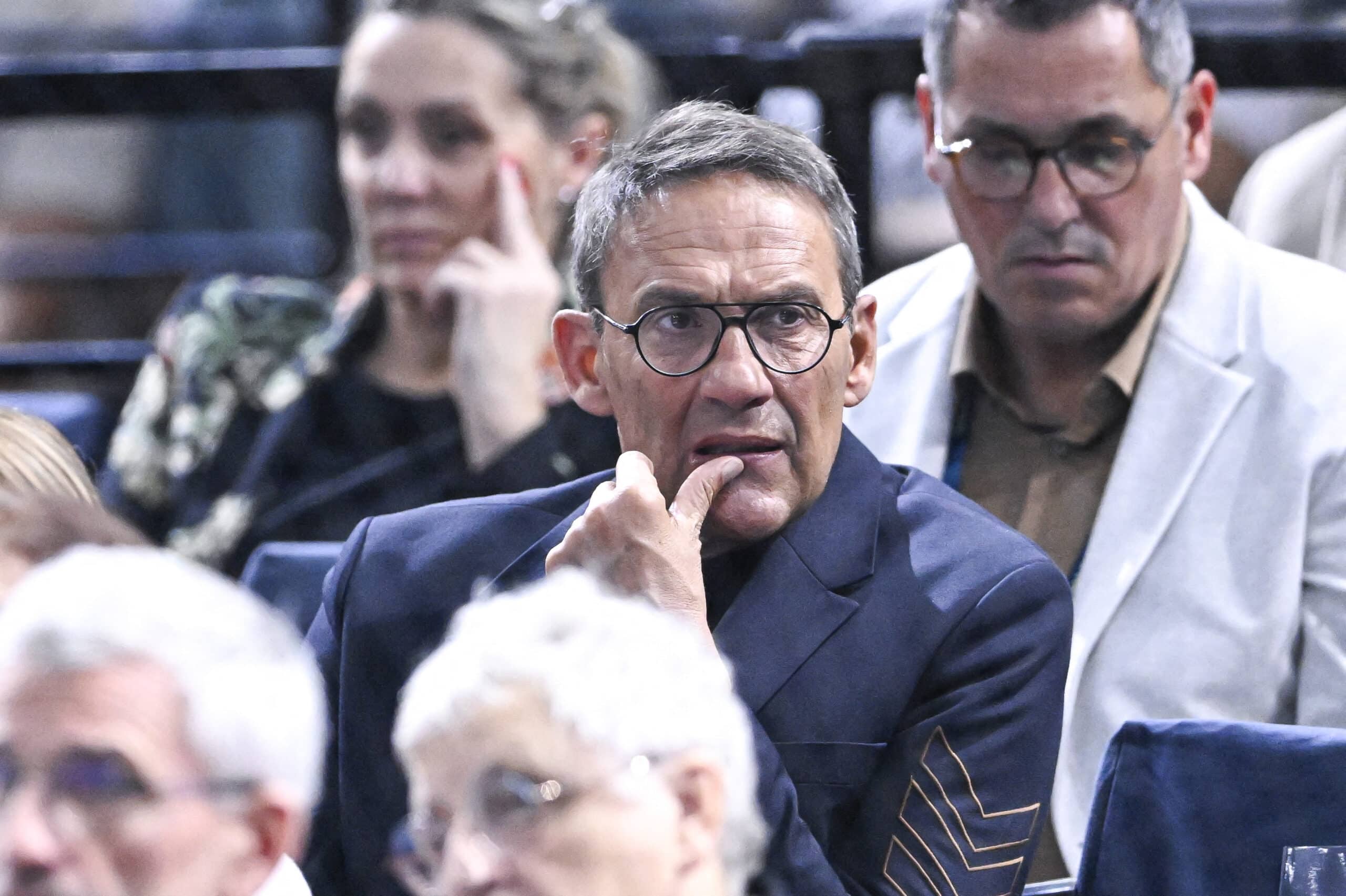 Julien Courbet annoncé mort d&rsquo;un « infarctus massif »