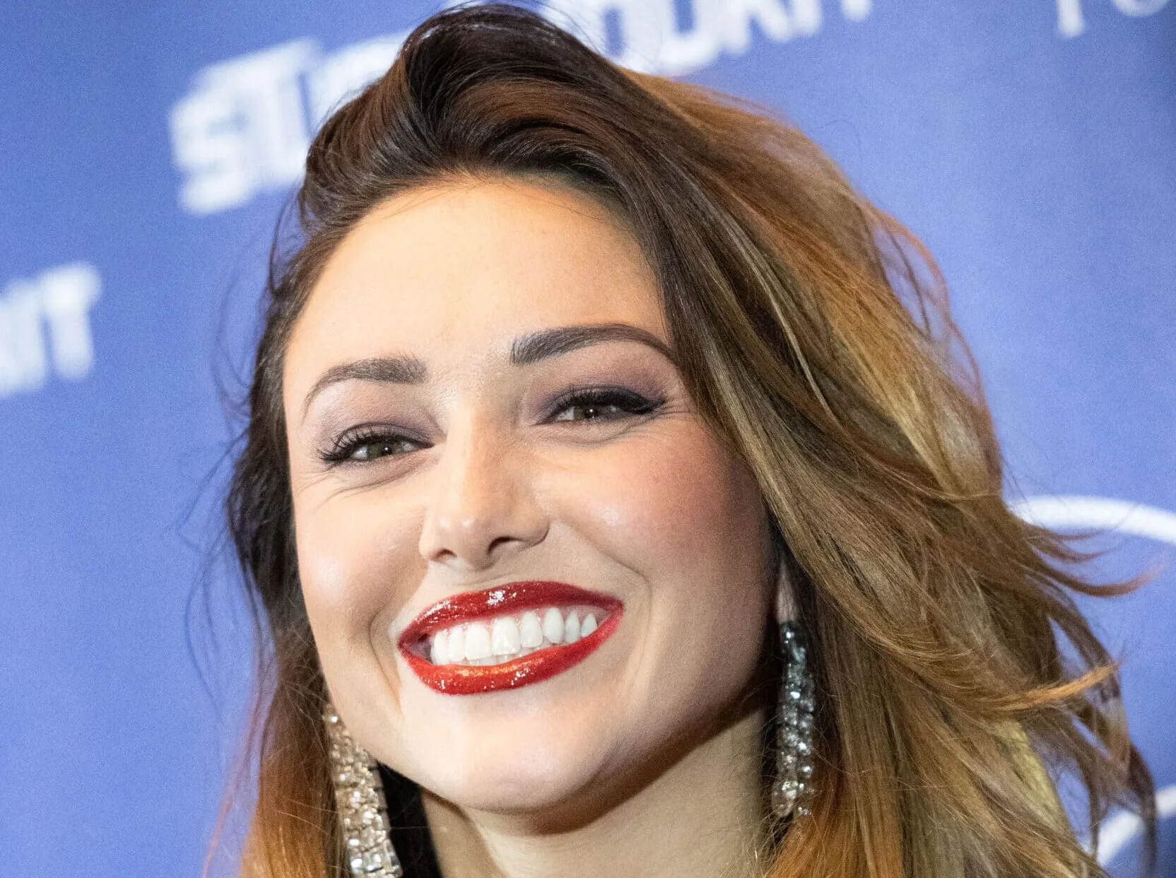 Delphine Wespiser au centre d&rsquo;une complicité remarquée sur le plateau de TBT9