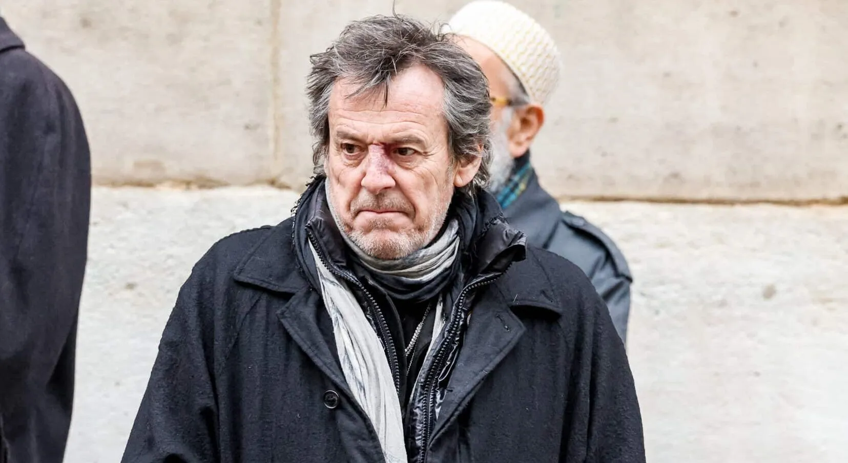 Jean-Luc Reichmann répond à ceux qui ne le supportent pas : « Eh bien ne regardez pas »