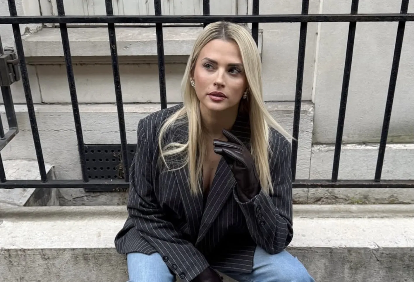 Kelly Vedovelli est enceinte de son premier enfant
