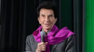 Jack Lang transparent sur le montant de son salaire net après impôts