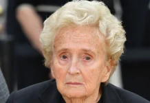 Après l'avoir côtoyé, Patrick Sébastien se lâche sur Bernadette Chirac : "Cassante, autoritaire... Une matrone"