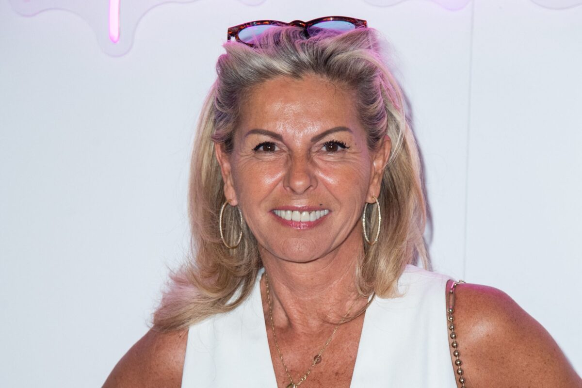 Caroline Margeridon assume le botox et dit « C&rsquo;est pas la fin du monde tout ça »