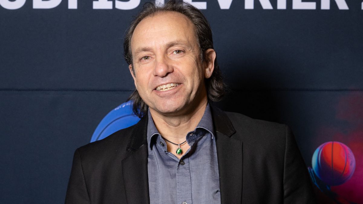 Philippe Candeloro : « Ici, c’est une maladie aujourd’hui d’être… »