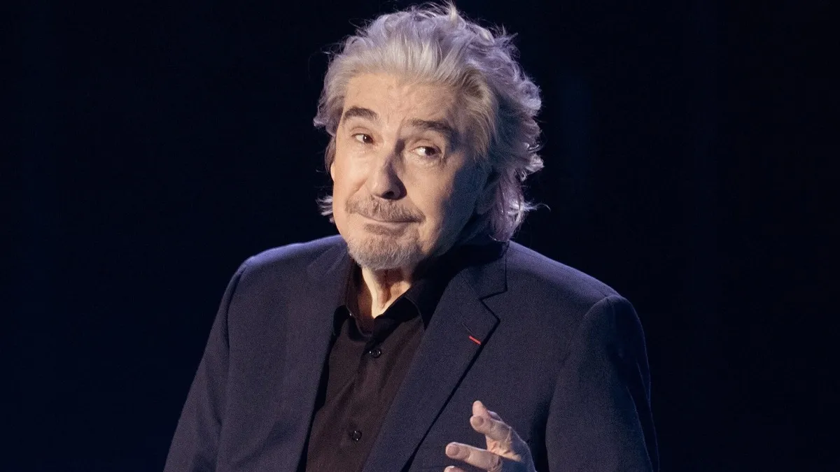 Serge Lama (82 ans) bouleversé par la mort de Johnny Hallyday