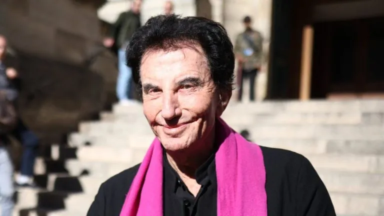 Jack Lang révèle la nature de ses « relations chaleureuses » avec Emmanuel Macron