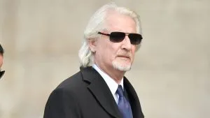 Patrick Sébastien précise qu’il n’a pas été témoin et refuse de nommer la &lsquo;star mondiale&rsquo; citée