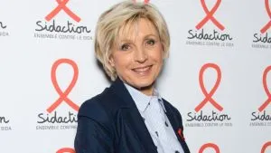 Évelyne Dhéliat (77 ans) refuse de dire « c’est du beau temps » en présentant la météo