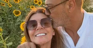 Véronika Loubry dément les accusations sur la date de l’enterrement