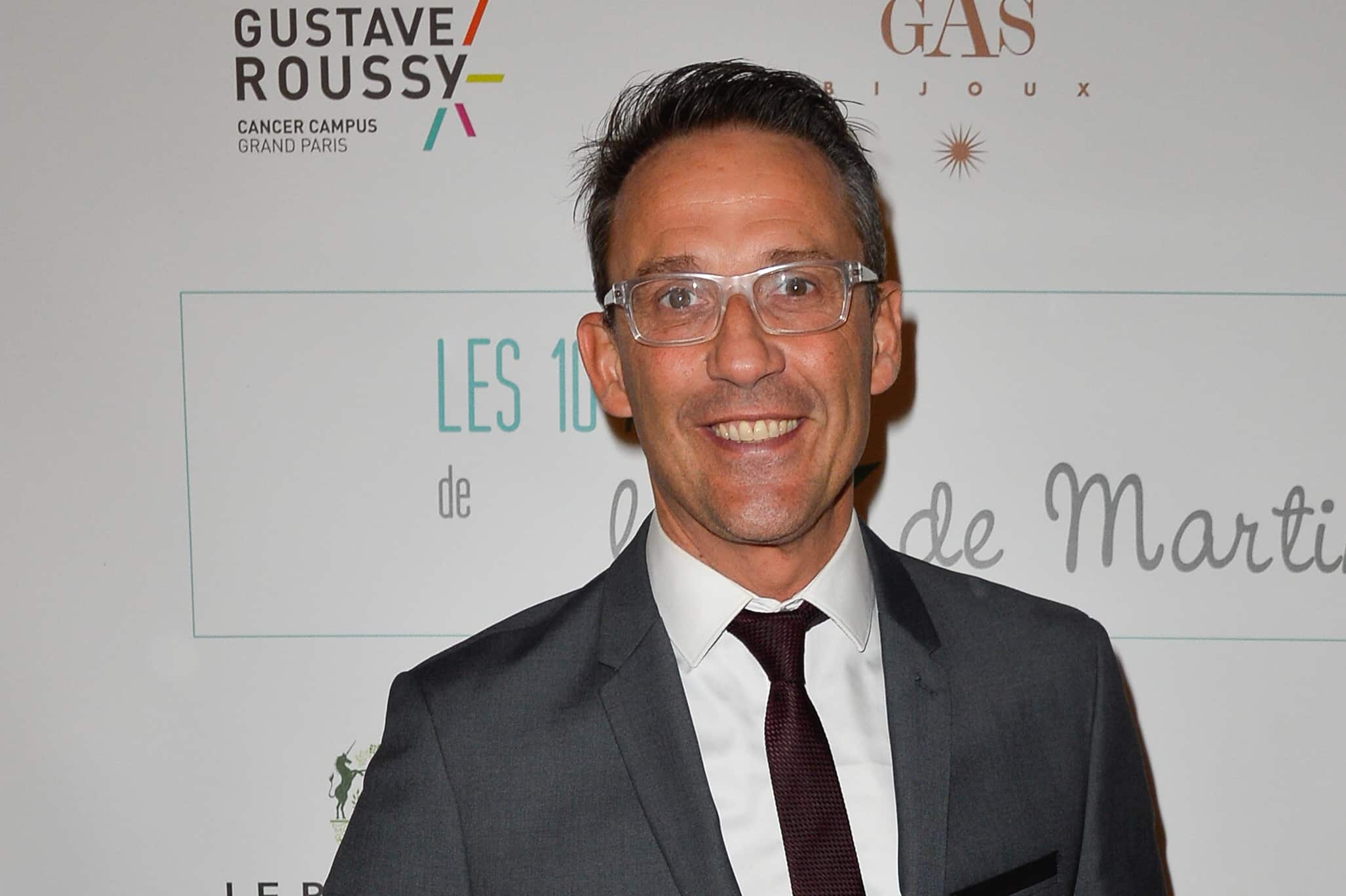 "Il y a quelqu’un sur le toit", Julien Courbet : grosse frayeur pour l’animateur et sa famille, gros quiproquo à leur domicile