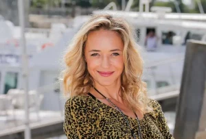 Hélène de Fougerolles évoque sa tentative de suicide sur France 2