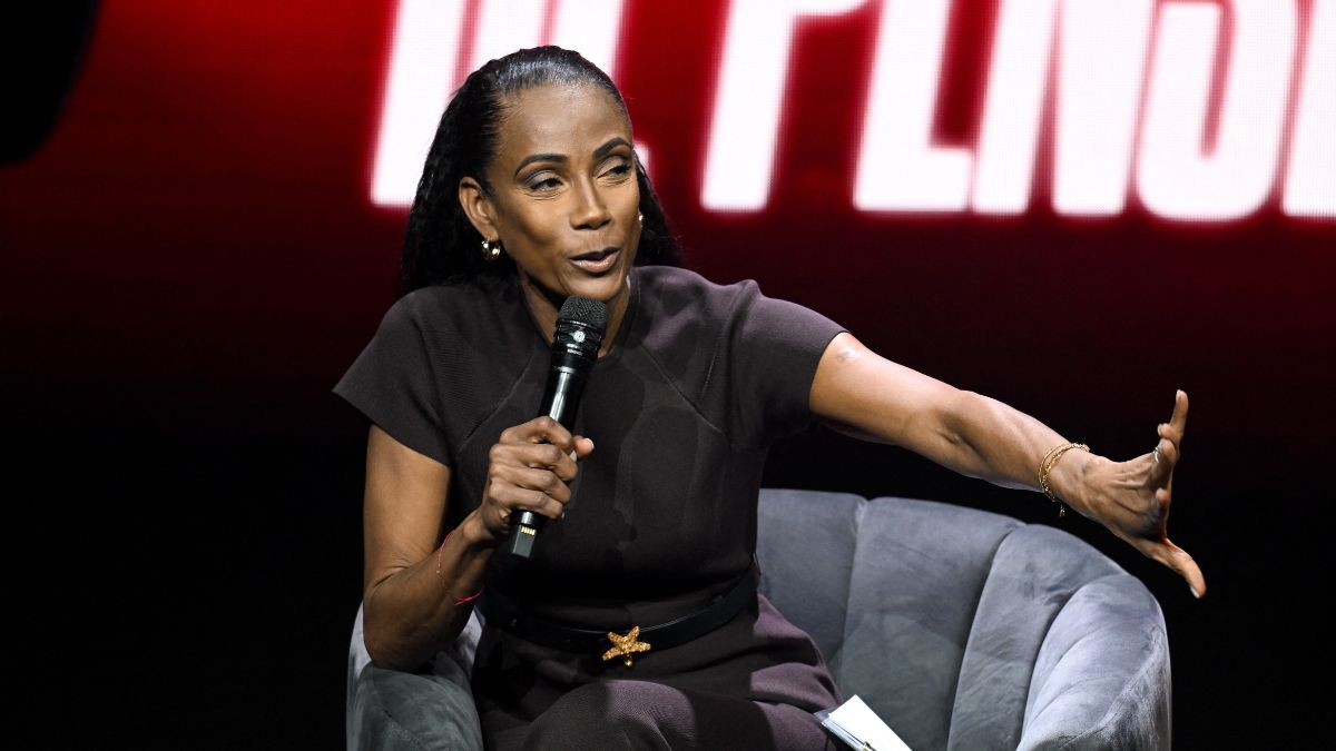 Christine Kelly propulse Face à l&rsquo;info en tête des audiences avec 662 000 téléspectateurs