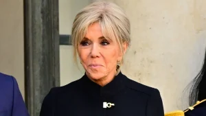 "J'adore !" Brigitte Macron, à 72 ans, s'adonne "tous les jours" à cette pratique pour avoir un fessier galbé