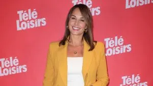 Julia Vignali présente ses nouvelles lunettes progressives