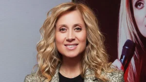 "Il aimait ce que je faisais", la chanteuse raconte leur rencontre
