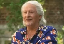 Patrick Sébastien dévoile son « Dard » là où Coluche avait fait campagne 45 ans plus tôt