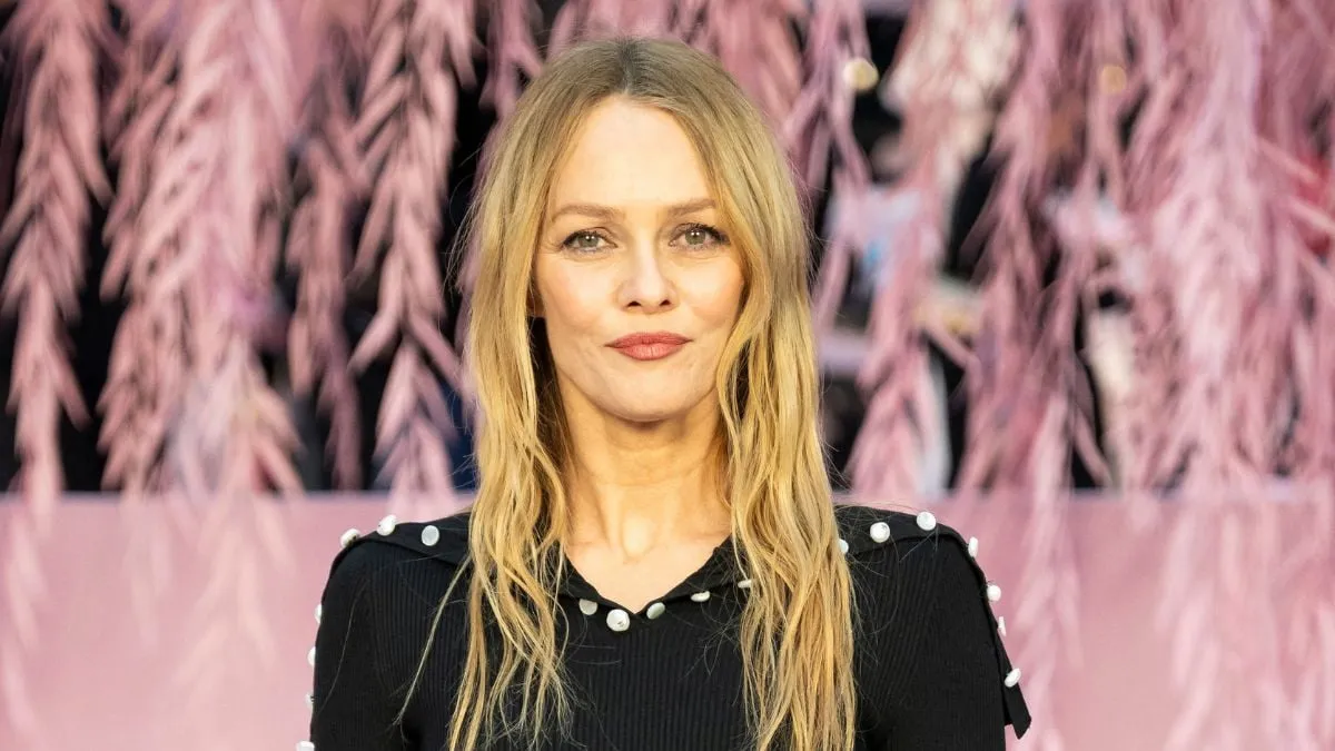 Vanessa Paradis se confie sur son désir d&rsquo;une forte poitrine à l&rsquo;adolescence