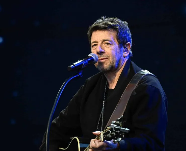 "Il m'a volé ma première fois" : une présumée victime de Patrick Bruel sort du silence après le dépôt d’une plainte pour viol