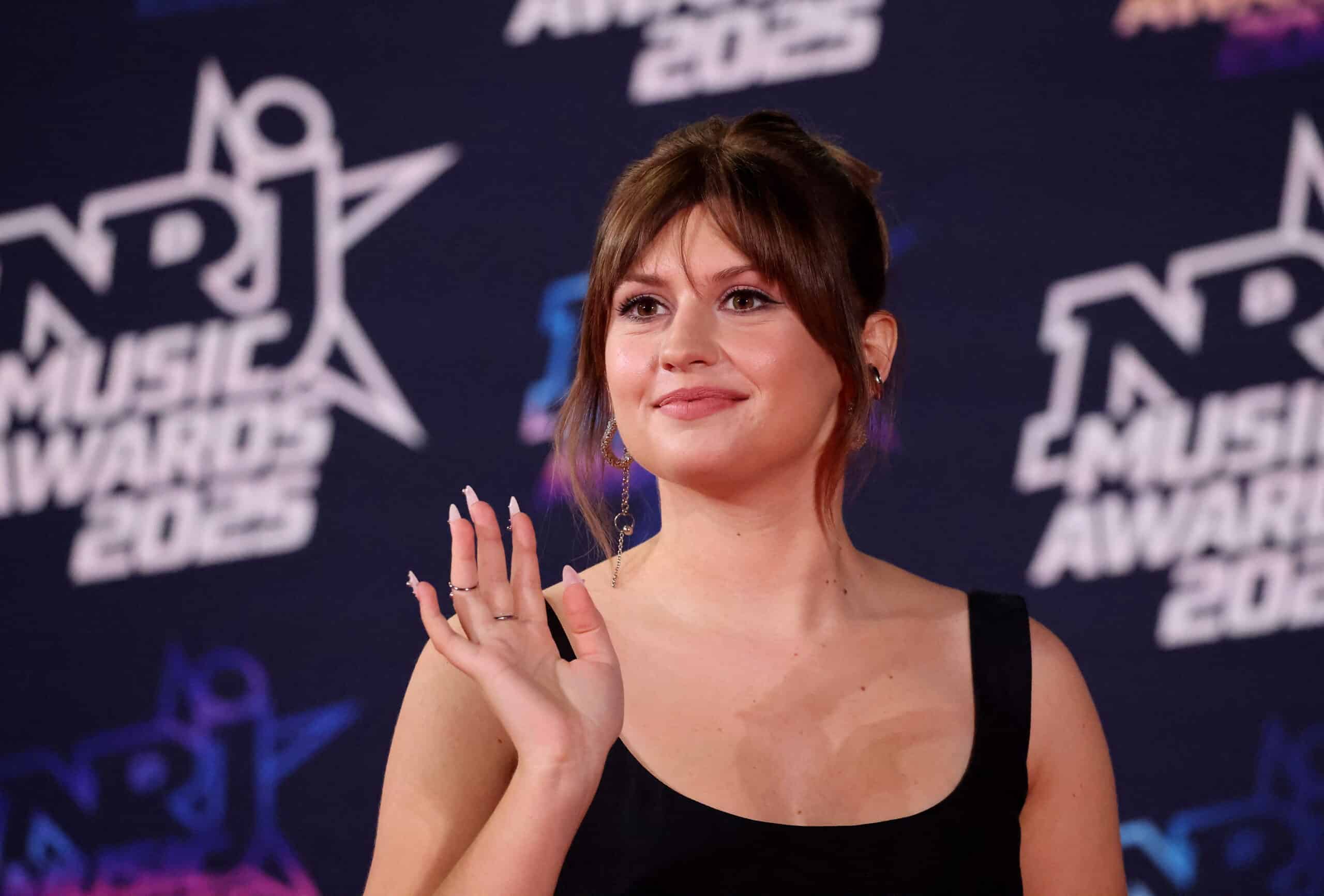 Marine de la Star Academy décroche un très beau contrat en dehors de la musique : une grande première pour une Française