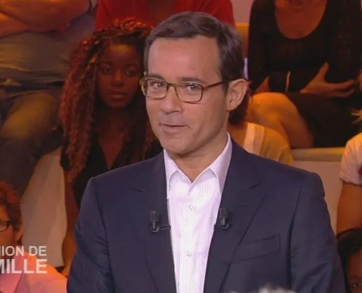 "J'aurais dû réagir et stopper ce mariage" : le père de Jean-Luc Delarue affirme que son fils était incapable de donner "son consentement éclairé"