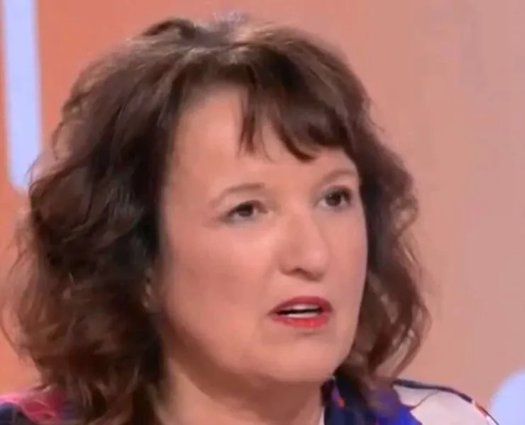 "On m’a saoulée avec ça !", Anne Roumanoff recadre les équipes de Télématin qui l’interrogent sur son ex-camarade, Mylène Farmer