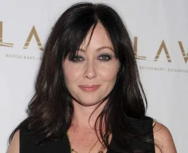 Shannen Doherty : un an après sa mort, son ex-mari Ashley Hamilton hospitalisé en urgence après une overdose