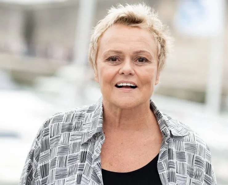 Muriel Robin : elle habite toujours à 40 min de chez son ex, Catherine Lara, à l’ouest de Paris