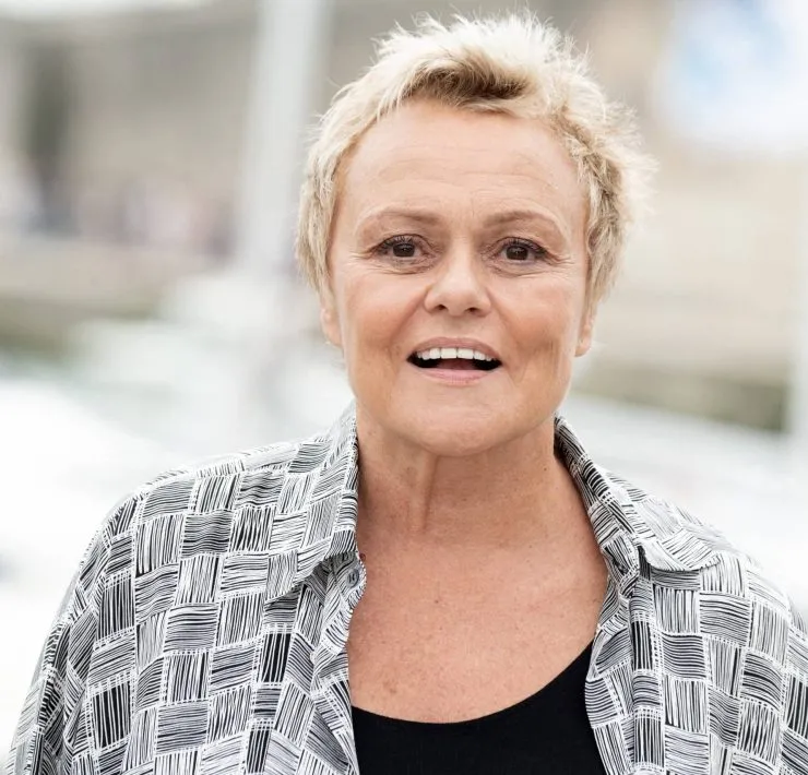 Muriel Robin : elle habite toujours à 40 min de chez son ex, Catherine Lara, à l’ouest de Paris