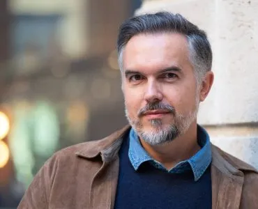 Maxime Chattam : sa nouvelle compagne, éditrice d’Inoxtag, a une sacrée réputation