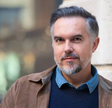 Maxime Chattam : sa nouvelle compagne, éditrice d’Inoxtag, a une sacrée réputation