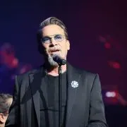 Florent Pagny : le chanteur obligé d’annuler son concert à Toulouse à cause d’un problème de santé