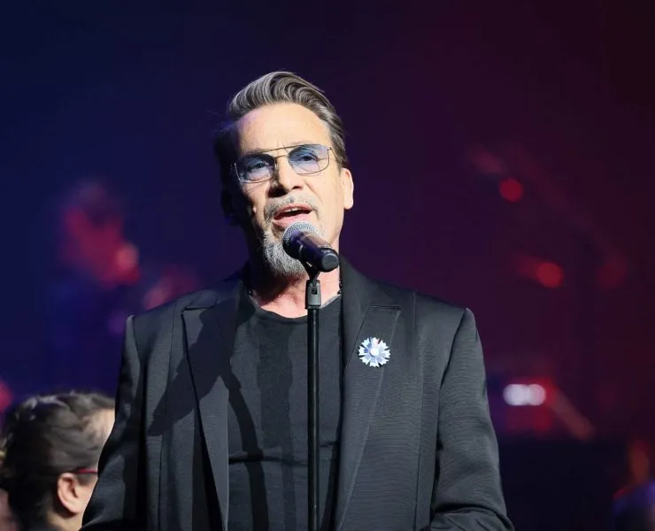 Florent Pagny : le chanteur obligé d’annuler son concert à Toulouse à cause d’un problème de santé