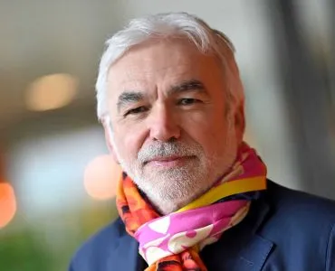 Pascal Praud : ses étés arrosés à l'île de Noirmoutier avec femme et ex-femme