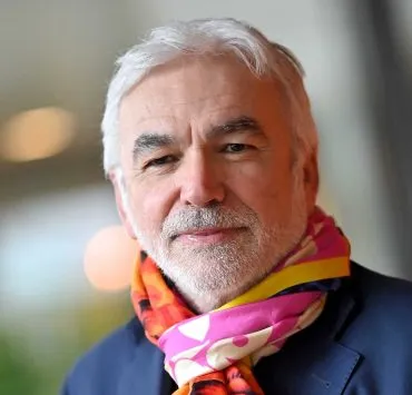 Pascal Praud : ses étés arrosés à l'île de Noirmoutier avec femme et ex-femme