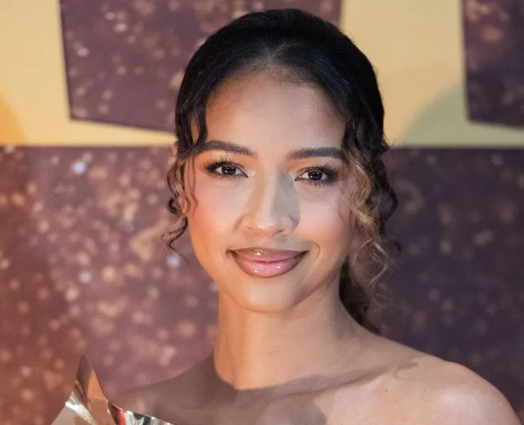 Flora Coquerel : de Morancez au Bénin, c’est dans le pays de sa mère que l’ex Miss France a investi