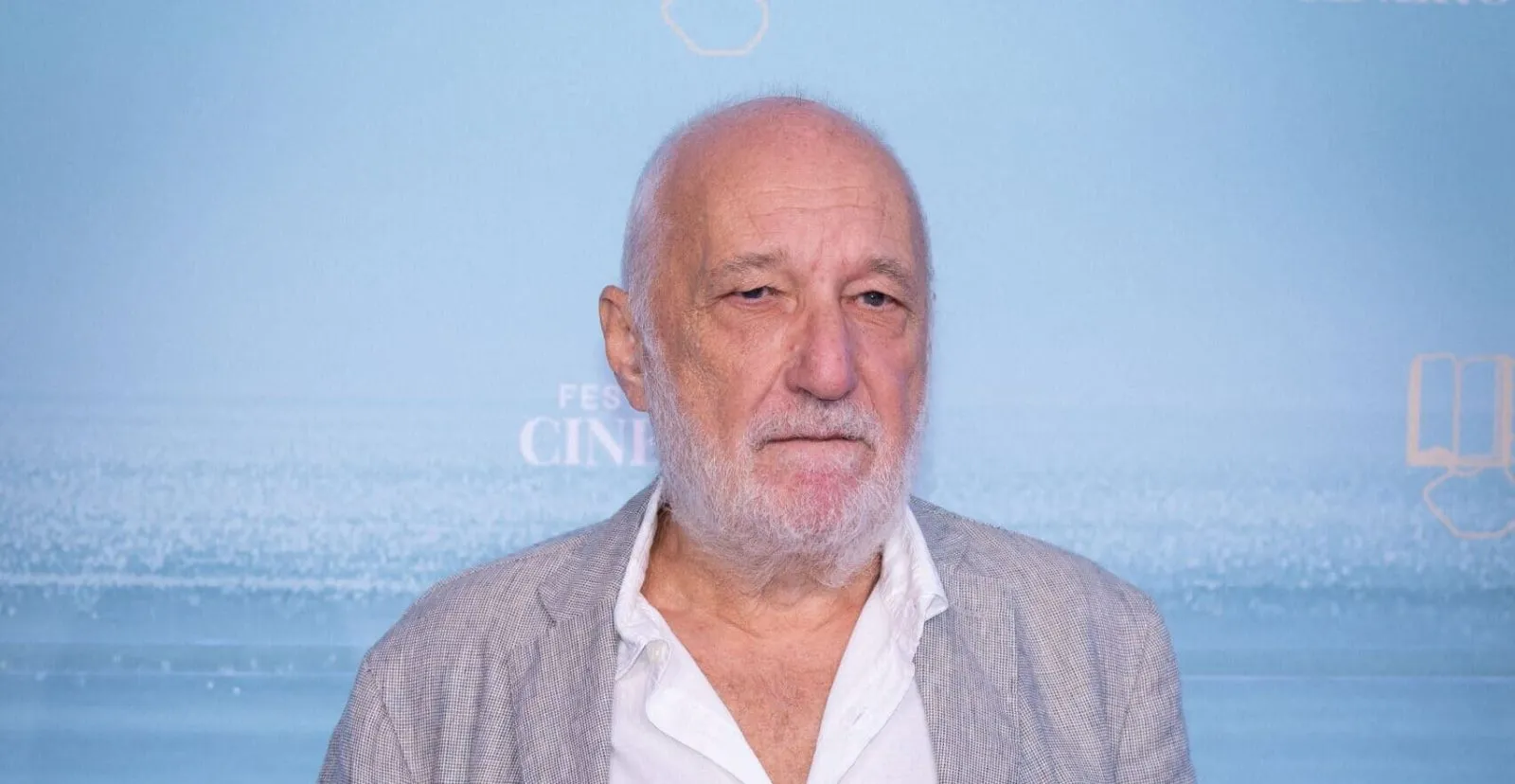 « Je veux mourir sur… » : François Berléand évoque son départ à la retraite après sa jolie carrière