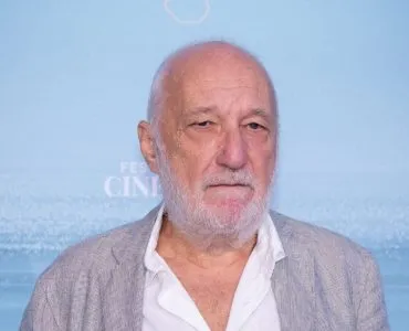 « Je veux mourir sur… » : François Berléand évoque son départ à la retraite après sa jolie carrière