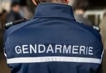 Un couple de septuagénaires retrouvé mort à son domicile dans les Ardennes : leur petite-fille de 15 ans et son petit ami avouent le double meurtre
