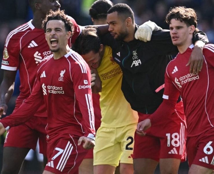 Liverpool Beat Everton 2-1 in Dramatic Merseyside Derby