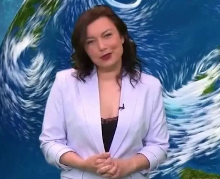 Anaïs Baydemir endeuillée : elle signe son retour avec "les ailes cassées"